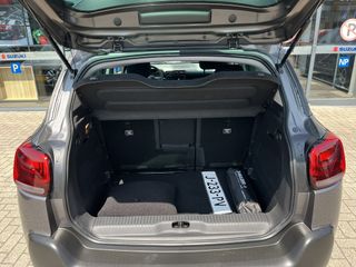 Voertuigafbeelding 17