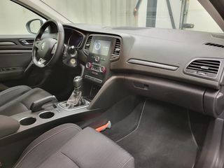 Voertuigafbeelding 8