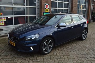 Volvo V40 - 3-KLG-80 - Polisa Lease