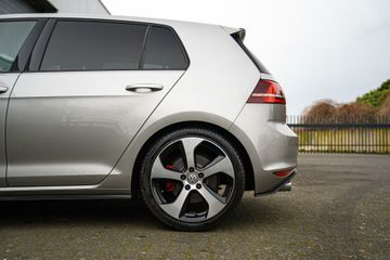 Voertuigafbeelding 14