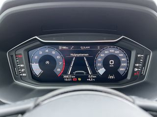 Voertuigafbeelding 16