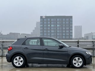 Voertuigafbeelding 8