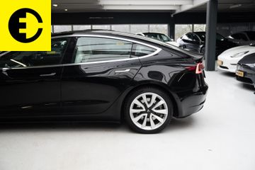 Voertuigafbeelding 18