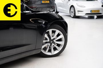 Voertuigafbeelding 19