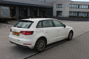 Voertuigafbeelding 3