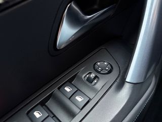 Voertuigafbeelding 37