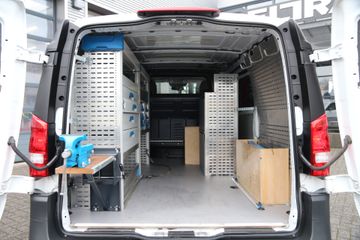 Voertuigafbeelding 3