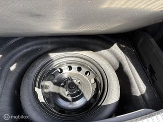 Voertuigafbeelding 16