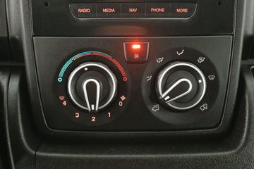 Voertuigafbeelding 19