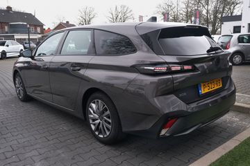 Voertuigafbeelding 9