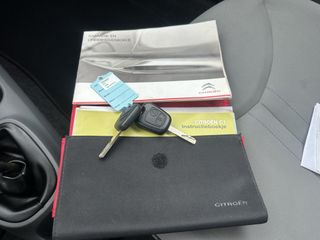 Voertuigafbeelding 3