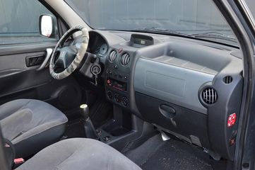 Voertuigafbeelding 4