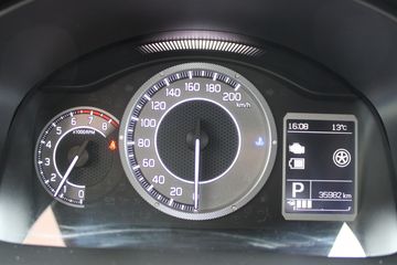 Voertuigafbeelding 13