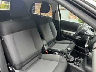 Voertuigafbeelding 5