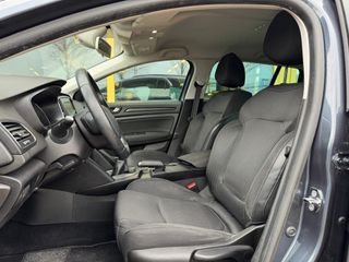 Voertuigafbeelding 12