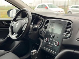 Voertuigafbeelding 15