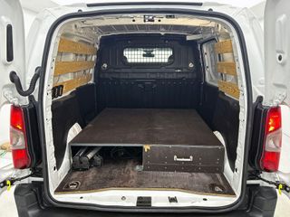 Voertuigafbeelding 23