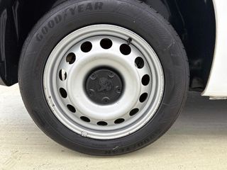 Voertuigafbeelding 24