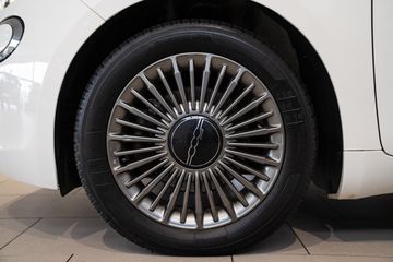 Voertuigafbeelding 3