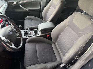 Voertuigafbeelding 8