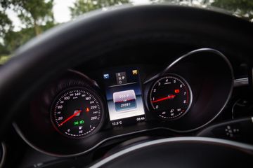 Voertuigafbeelding 9