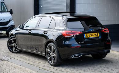 Voertuigafbeelding 3