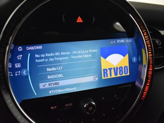 Voertuigafbeelding 19