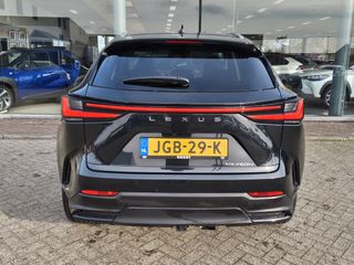 Voertuigafbeelding 6