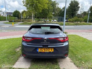 Voertuigafbeelding 3