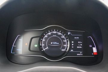 Voertuigafbeelding 8