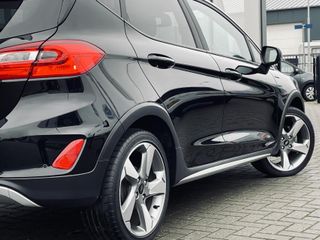 Voertuigafbeelding 8