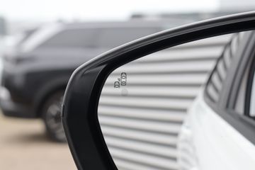 Voertuigafbeelding 13