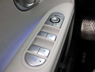 Voertuigafbeelding 25