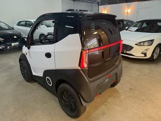 Voertuigafbeelding 4