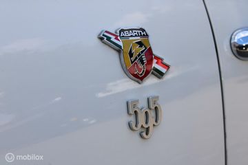 Voertuigafbeelding 13