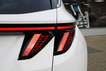 Voertuigafbeelding 5