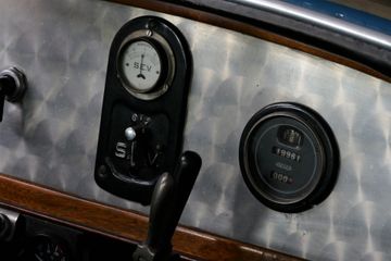 Voertuigafbeelding 13