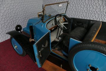 Voertuigafbeelding 7