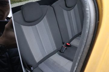 Voertuigafbeelding 10