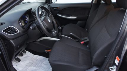 Voertuigafbeelding 7