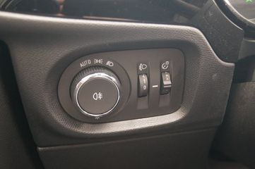 Voertuigafbeelding 17