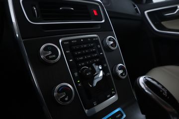 Voertuigafbeelding 24