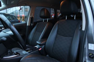 Voertuigafbeelding 8