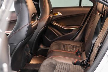 Voertuigafbeelding 27