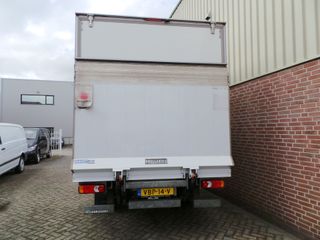 Voertuigafbeelding 3