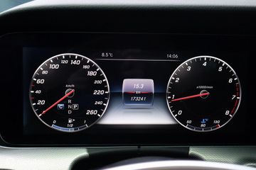 Voertuigafbeelding 16