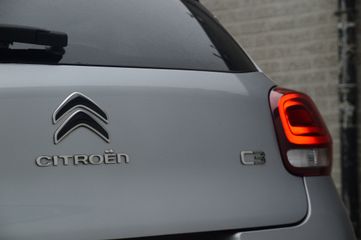 Voertuigafbeelding 19