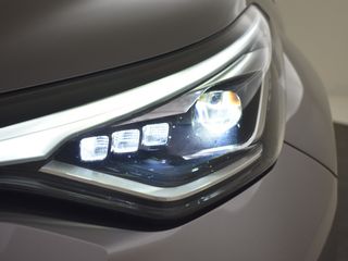 Voertuigafbeelding 9