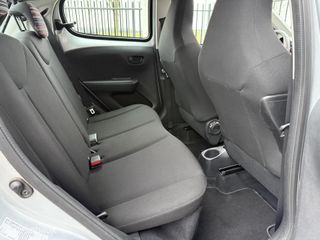 Voertuigafbeelding 9