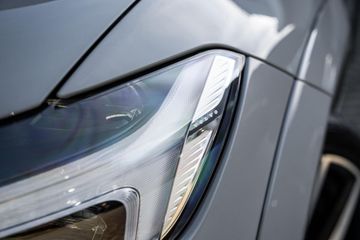 Voertuigafbeelding 5